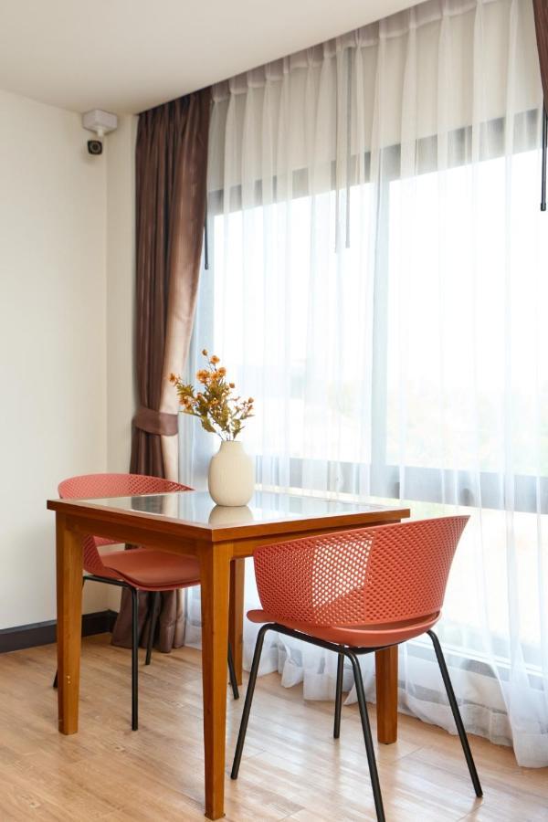 Be Phrasingh Hotel Чиангмай Экстерьер фото