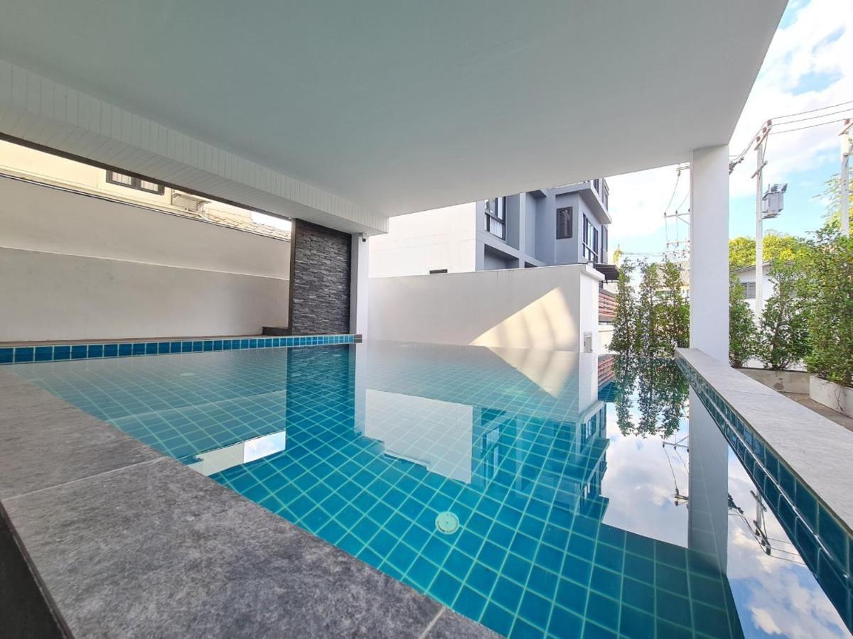 Be Phrasingh Hotel Чиангмай Экстерьер фото
